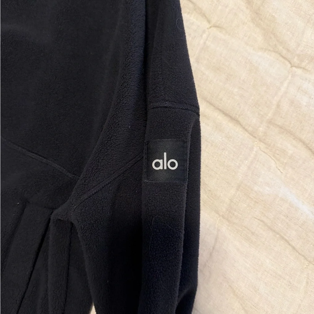 ALO Black Half-Zip Fleece Pullover - Picture 2 of 2
